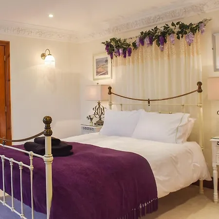 Mews Holiday home